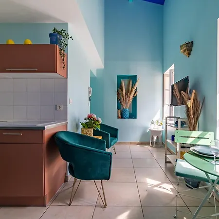 Apartman Le Reve Bleu Majorelle - Duplex Sur Les Toits - Nuit A Nîmes